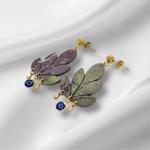 Load image into Gallery viewer, Cerulean Veil Leaves