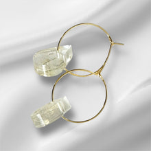 Load image into Gallery viewer, Teardrop Blooms