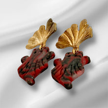 Load image into Gallery viewer, Aurora Gleam Earrings
