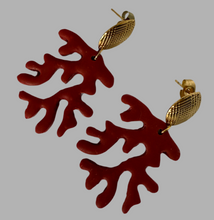 Load image into Gallery viewer, Rooted Red