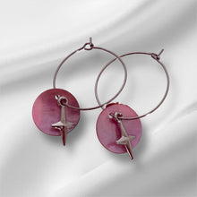 Load image into Gallery viewer, Celestine Shell Hoops