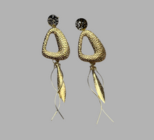 Load image into Gallery viewer, Ethereal Drift Earrings