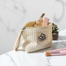 Load image into Gallery viewer, Cloud Waffle Pouch