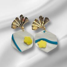 Load image into Gallery viewer, Verdant Grace Earrings