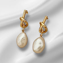 Load image into Gallery viewer, Knot Pearl Drops Earrings