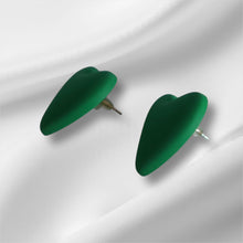 Load image into Gallery viewer, Zia Heart Earrings