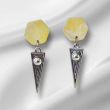 Load image into Gallery viewer, Sol Earrings