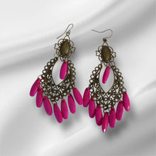 Load image into Gallery viewer, Muse Drop Earrings