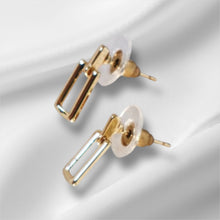 Load image into Gallery viewer, Mini Mila Earrings