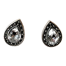 Load image into Gallery viewer, Jade Stud Earrings