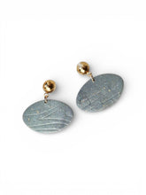 Load image into Gallery viewer, Sage Stone Oval Drops