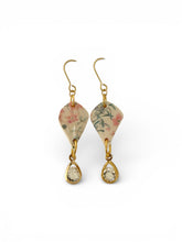 Load image into Gallery viewer, Teardrop Floral Earrings