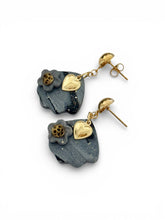 Load image into Gallery viewer, Midnight Heart Bloom Earrings