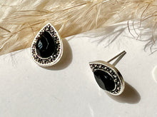 Load image into Gallery viewer, Jade Stud Earrings