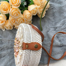 Load image into Gallery viewer, Shells Bali Rattan Bags