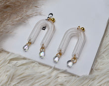 Load image into Gallery viewer, Cassia Earrings