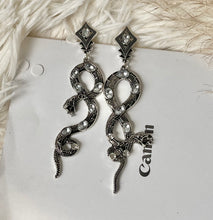 Load image into Gallery viewer, Valentina Earrings