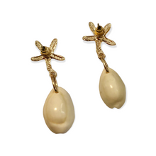 Load image into Gallery viewer, Golden Shore Star Earrings