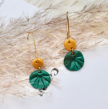 Load image into Gallery viewer, Helen Earrings