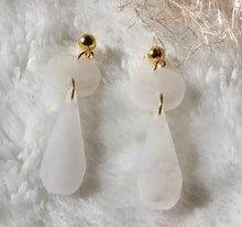 Load image into Gallery viewer, Belle Earrings