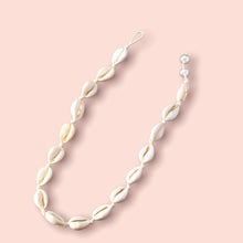 Load image into Gallery viewer, Shell Necklace