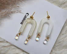 Load image into Gallery viewer, Cassia Earrings