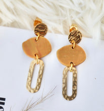 Load image into Gallery viewer, Clio Earrings