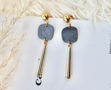 Load image into Gallery viewer, Phoenix Earrings