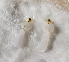 Load image into Gallery viewer, Belle Earrings