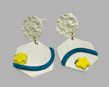 Load image into Gallery viewer, Jia Earrings
