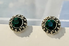 Load image into Gallery viewer, Auerva Earrings
