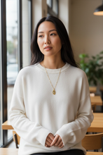 Load image into Gallery viewer, Medallion to Heaven
