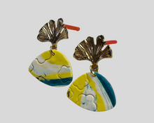Load image into Gallery viewer, Flora Earrings
