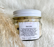 Load image into Gallery viewer, Lovers&#39; Enchantment Elixir Bath Salts
