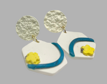 Load image into Gallery viewer, Jia Earrings

