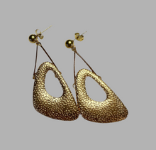 Load image into Gallery viewer, Lillieus Earrings
