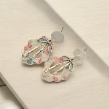 Load image into Gallery viewer, Flora Bowknot Earrings

