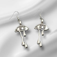 Load image into Gallery viewer, Jiana Earrings
