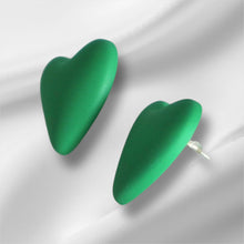 Load image into Gallery viewer, Zia Heart Earrings
