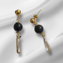 Load image into Gallery viewer, Senya Earrings

