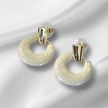 Load image into Gallery viewer, Breanna Earrings
