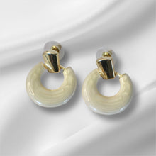 Load image into Gallery viewer, Breanna Earrings
