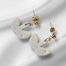 Load image into Gallery viewer, Zhuri Earrings
