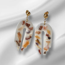 Load image into Gallery viewer, Amiri Earrings
