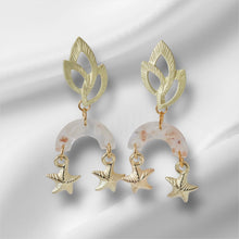 Load image into Gallery viewer, Chloe Earrings
