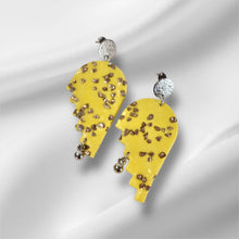 Load image into Gallery viewer, Annabelle’s Earrings

