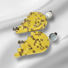 Load image into Gallery viewer, Annabelle’s Earrings
