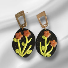 Load image into Gallery viewer, Amelia Earrings
