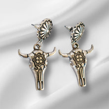 Load image into Gallery viewer, Savannah Earrings
