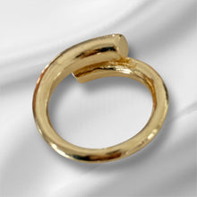 Load image into Gallery viewer, Golden Arc Adjustable Ring
